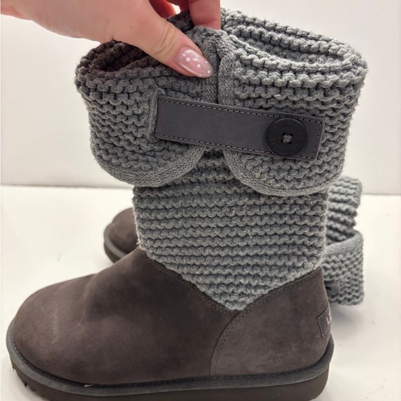 UGG Shaina Knit Suede Boots - Picture 5 of 9